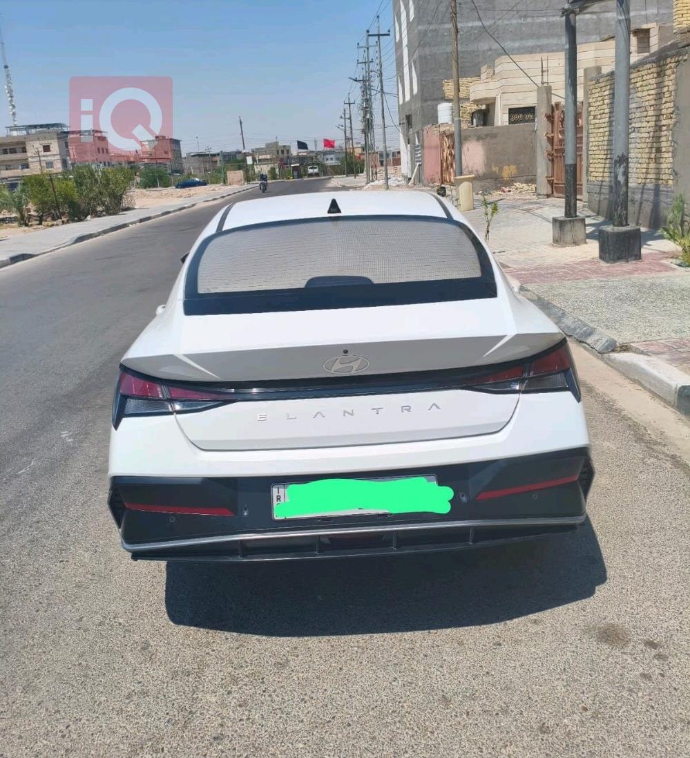 هيونداي النترا